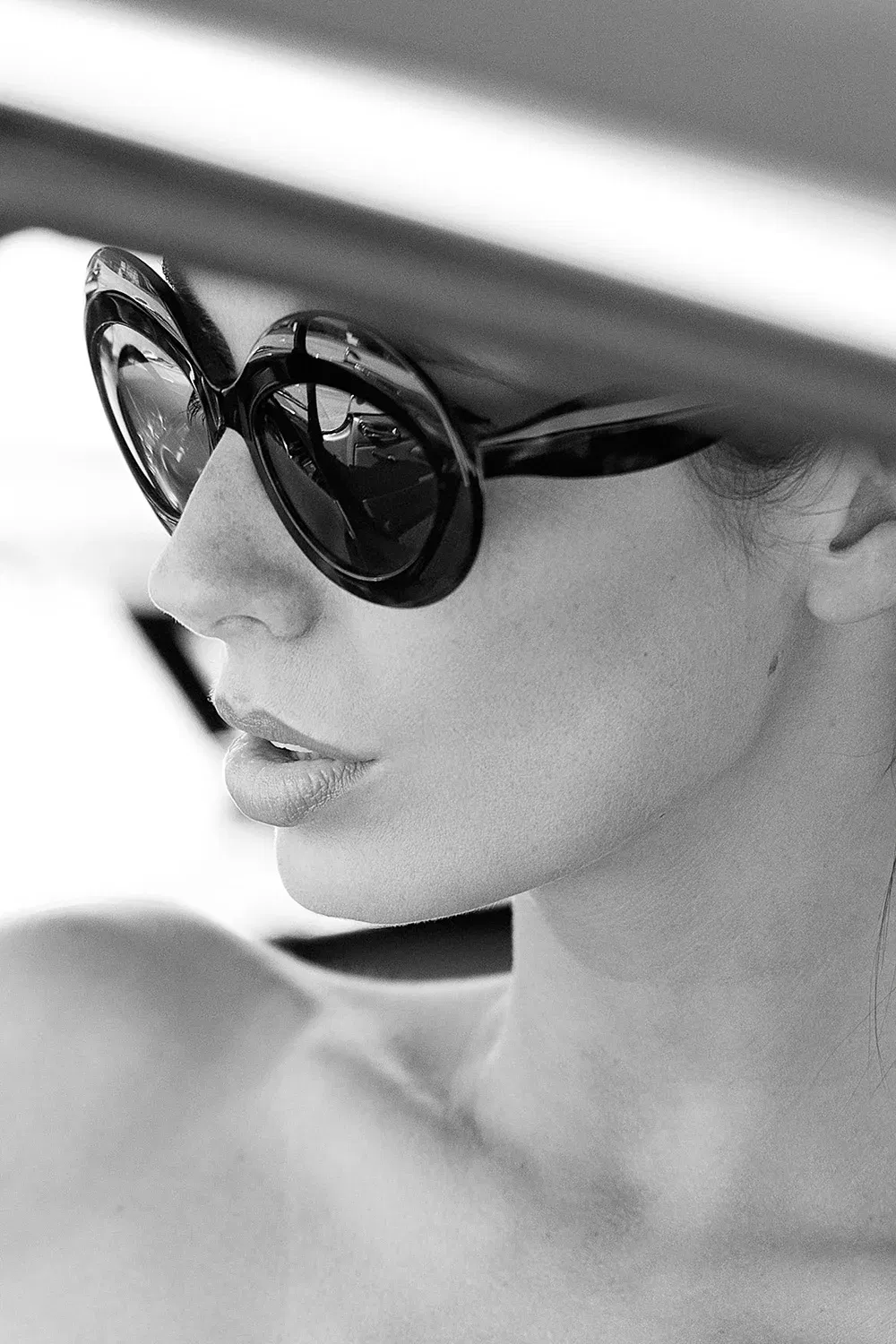 GLAMOUROS TEMPTATION - Image 4