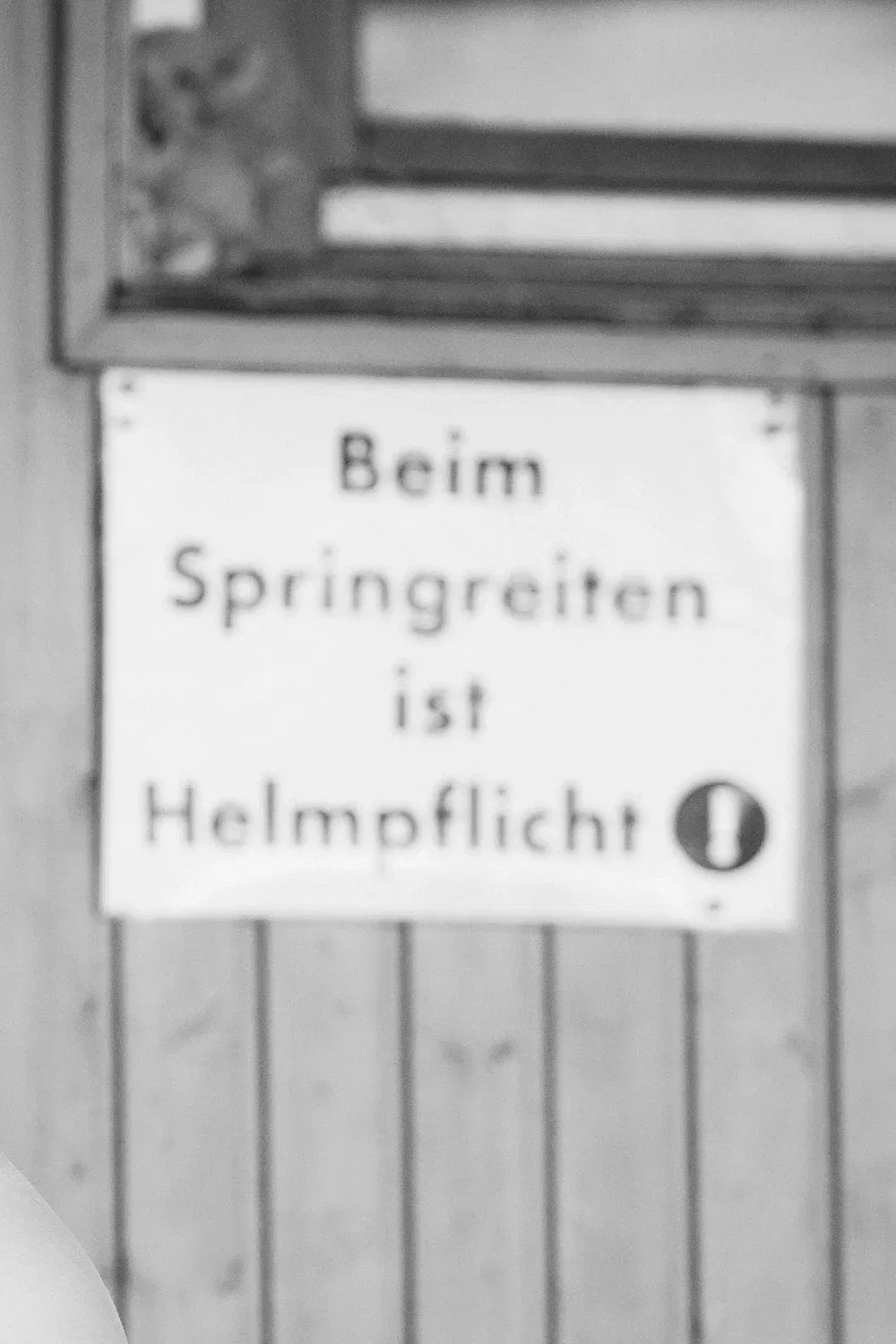 HELMPFLICHT – Bild 3