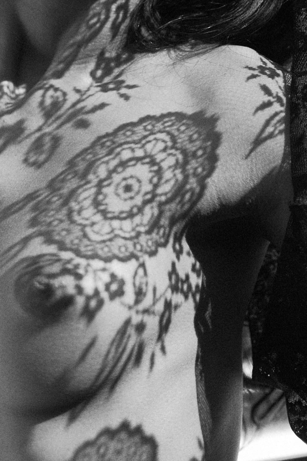 „Bodyscreen“ – Detailansicht des Motivs (Ausschnitt) – erotische Aktfotografie