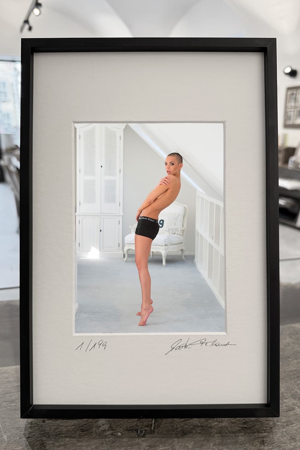 CALVIN KLEIN AND THE QUIET APOCALYPSE – Bild 3