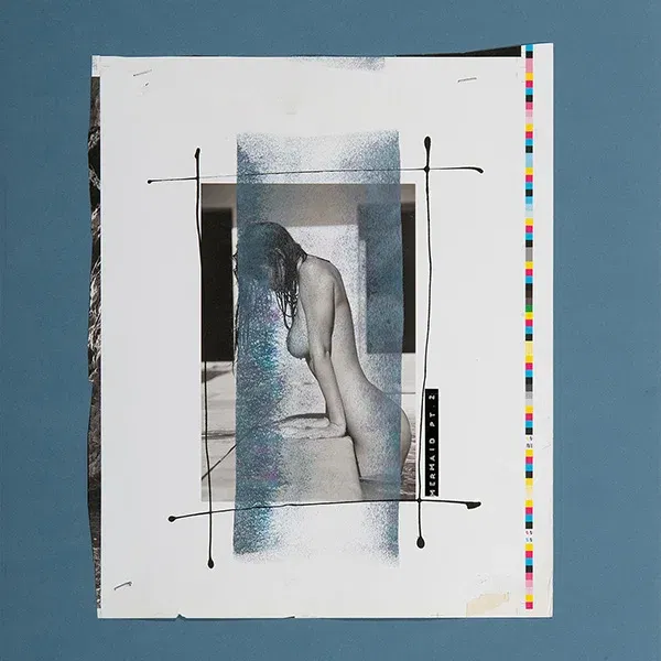 Zeitgenössische Collagenkunst mit Tusche, Klebeband und einer gedruckten Fotografie einer Meerjungfrau auf Karton