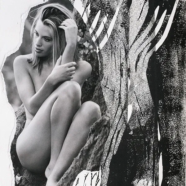 Schwarz-weiße Collage einer Frau im Wald – zeitgenössische Collagenkunst auf Zeichenpapier